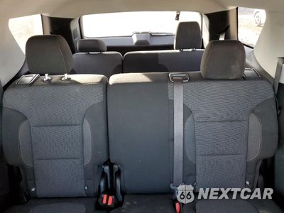 Zdjęcie 10 z 16 samochodu: 2021 CHEVROLET TRAVERSE LS VIN:1GNERFKW6MJ190703 - miniatura