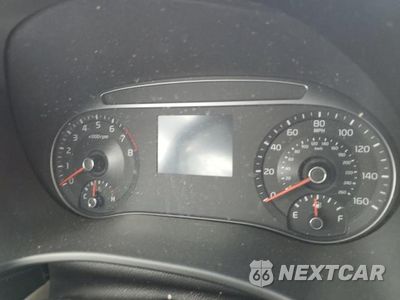 Zdjęcie 9 z 12 samochodu: 2022 KIA SOUL LX VIN:KNDJ23AU4N7166179 - miniatura