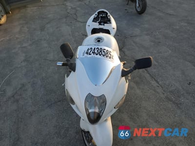 Piąte zdjęcie samochodu w środku: 2003 SUZUKI GSX1300 R VIN:JS1GW71A732102279 - miniatura