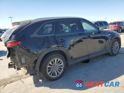 Trzecie zdjęcie samochodu z tyłu: 2024 MAZDA CX-90 PREFERRED VIN:JM3KKBHA0R1149616 - miniatura