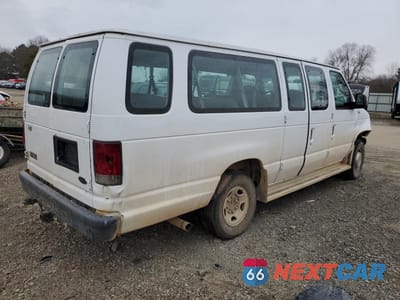 Trzecie zdjęcie samochodu z tyłu: 2004 FORD ECONOLINE E350 SUPER DUTY WAGON VIN:1FBSS31LX4HA82957 - miniatura