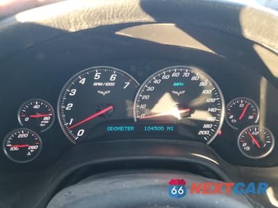 Zdjęcie 9 z 14 samochodu: 2005 CHEVROLET CORVETTE VIN:1G1YY34U455115360 - miniatura