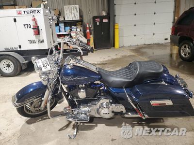 Trzecie zdjęcie samochodu z tyłu: 2012 HARLEY-DAVIDSON FLHR ROAD KING VIN:1HD1FBM17CB657158 - miniatura