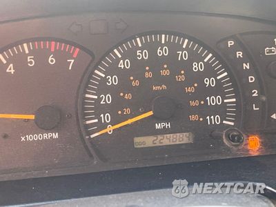 Zdjęcie 8 z 10 samochodu: 2004 TOYOTA TUNDRA ACCESS CAB SR5 VIN:5TBRT34154S452671 - miniatura