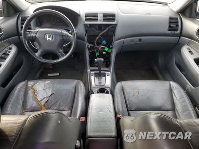 Zdjęcie 8 z 12 samochodu: 2003 HONDA ACCORD EX VIN:1HGCM668X3A045528 - miniatura