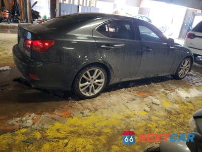 Trzecie zdjęcie samochodu z tyłu: 2006 LEXUS IS 350 VIN:JTHBE262665002389 - miniatura