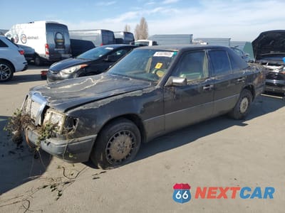 1990 MERCEDES-BENZ 300 E WDBEA30DXLB175841 - główne zdjęcie licytacji z USA - miniatura