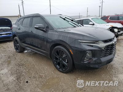 Czwarte zdjęcie samochodu z boku: 2021 CHEVROLET BLAZER RS VIN:3GNKBKRS5MS513561 - miniatura