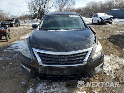 Piąte zdjęcie samochodu w środku: 2015 NISSAN ALTIMA 2.5 VIN:1N4AL3AP4FN913130 - miniatura