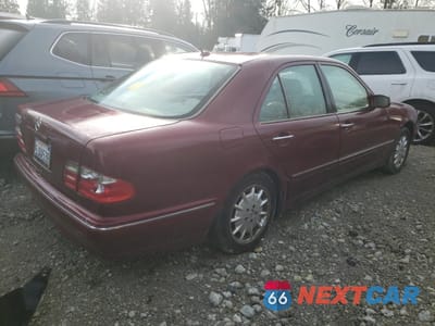 Zdjęcie 6 z 12 samochodu: 2001 MERCEDES-BENZ E 320 VIN:WDBJF65J91B363165 - miniatura