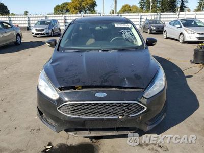 Piąte zdjęcie samochodu w środku: 2016 FORD FOCUS SE VIN:1FADP3K28GL216805 - miniatura
