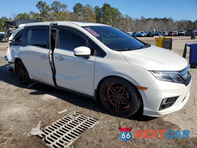 Czwarte zdjęcie samochodu z boku: 2018 HONDA ODYSSEY EXL VIN:5FNRL6H72JB025553 - miniatura
