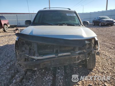 Piąte zdjęcie samochodu w środku: 2005 CHEVROLET TRAILBLAZER LS VIN:1GNDT13S052279240 - miniatura