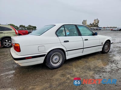 Trzecie zdjęcie samochodu z tyłu: 1995 BMW 525 I AUTOMATIC VIN:WBAHD6324SGK52977 - miniatura