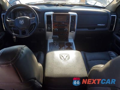 Zdjęcie 8 z 12 samochodu: 2012 DODGE RAM 1500 LARAMIE VIN:1C6RD7NT4CS344552 - miniatura
