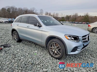 Czwarte zdjęcie samochodu z boku: 2017 MERCEDES-BENZ GLC 300 4MATIC VIN:WDC0G4KB4HV008757 - miniatura