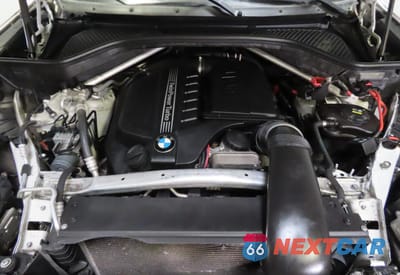 Zdjęcie 7 z 10 samochodu: 2015 BMW X5 XDRIVE35I VIN:5UXKR0C54F0K59653 - miniatura