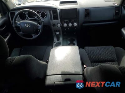 Zdjęcie 8 z 12 samochodu: 2011 TOYOTA TUNDRA DOUBLE CAB SR5 VIN:5TFUM5F16BX016796 - miniatura