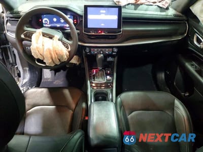 Zdjęcie 8 z 13 samochodu: 2023 JEEP COMPASS LIMITED VIN:3C4NJDCN9PT527291 - miniatura