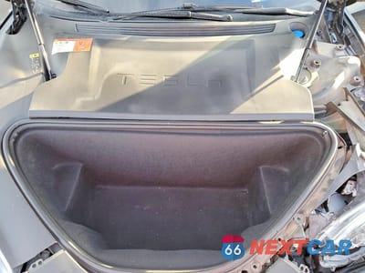 Zdjęcie 11 z 11 samochodu: 2018 TESLA MODEL S VIN:5YJSA1E27JF258721 - miniatura