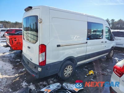 Trzecie zdjęcie samochodu z tyłu: 2019 FORD TRANSIT T-250 VIN:1FTYR2CM0KKA16631 - miniatura