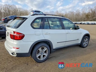 Trzecie zdjęcie samochodu z tyłu: 2013 BMW X5 XDRIVE35I VIN:5UXZV4C56D0E03723 - miniatura