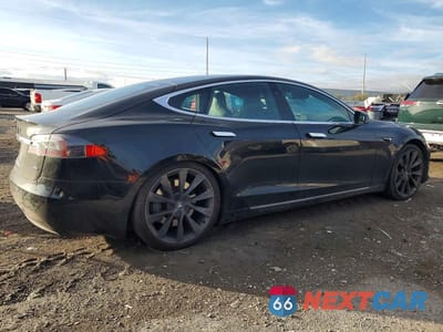 Trzecie zdjęcie samochodu z tyłu: 2018 TESLA MODEL S VIN:5YJSA1E27JF258721 - miniatura