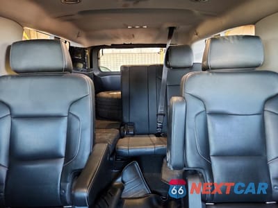 Zdjęcie 10 z 14 samochodu: 2018 GMC YUKON XL K1500 SLT VIN:1GKS2GKC9JR150015 - miniatura