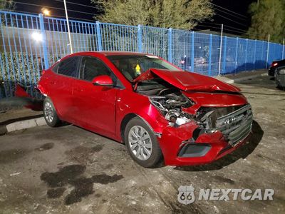 Czwarte zdjęcie samochodu z boku: 2018 HYUNDAI ACCENT SE VIN:3KPC24A31JE023836 - miniatura