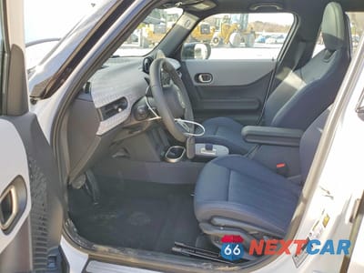 Zdjęcie 7 z 15 samochodu: 2025 MINI COOPER S VIN:WMW53GD0XS2X25299 - miniatura