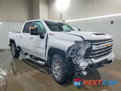 Czwarte zdjęcie samochodu z boku: 2026 CHEVROLET SILVERADO K2500 HEAVY DUTY LT VIN:2GC4KNE76T1115709 - miniatura