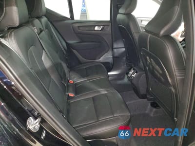 Zdjęcie 11 z 14 samochodu: 2025 VOLVO XC40 CORE VIN:YV4L12UJ2S2607465 - miniatura