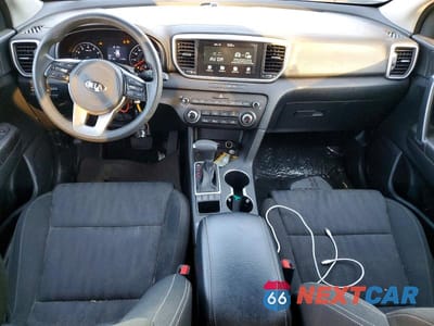 Zdjęcie 8 z 11 samochodu: 2021 KIA SPORTAGE LX VIN:KNDPMCAC5M7929479 - miniatura