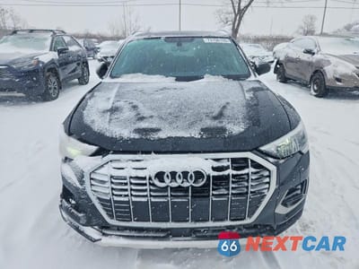 Piąte zdjęcie samochodu w środku: 2024 AUDI Q3 VIN:WA1AUCF32R1104292 - miniatura
