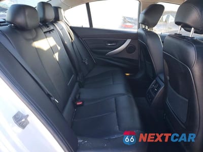 Zdjęcie 10 z 12 samochodu: 2013 BMW 328 XI SULEV VIN:WBA3B5G50DNP40501 - miniatura