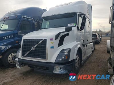 Drugie zdjęcie samochodu z przodu: 2016 VOLVO VN VNL VIN:4V4NC9EH2GN962494 - miniatura