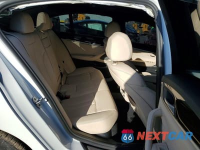 Zdjęcie 10 z 11 samochodu: 2020 BMW 530 I VIN:WBAJR3C05LCE52083 - miniatura