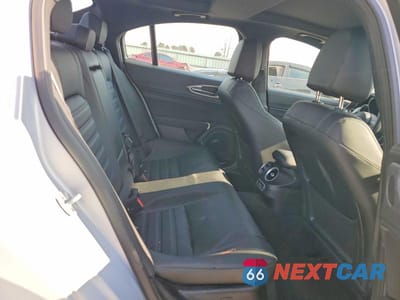 Zdjęcie 10 z 11 samochodu: 2024 ALFA ROMEO GIULIA TI VIN:ZARFAMBN2R7677584 - miniatura