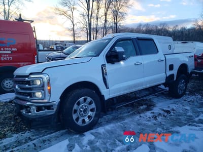 2024 FORD F350 SUPER DUTY 1FT8W3BN4RED23320 - główne zdjęcie licytacji z USA - miniatura