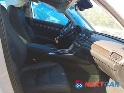 Zdjęcie 7 z 11 samochodu: 2021 HONDA ACCORD TOURING HYBRID VIN:1HGCV3F99MA007813 - miniatura