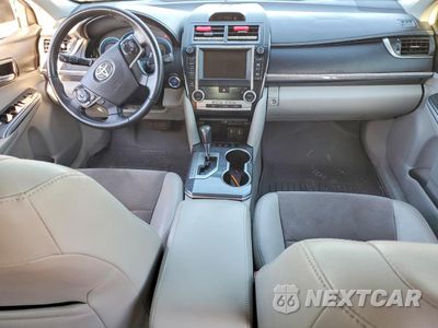 Zdjęcie 8 z 13 samochodu: 2012 TOYOTA CAMRY HYBRID VIN:4T1BD1FKXCU031101 - miniatura
