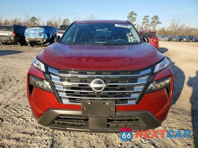 Piąte zdjęcie samochodu w środku: 2026 NISSAN ROGUE S VIN:5N1BT3AA8TC673979 - miniatura