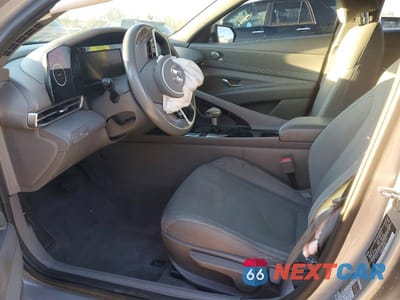 Zdjęcie 7 z 11 samochodu: 2021 HYUNDAI ELANTRA SEL VIN:5NPLS4AGXMH024132 - miniatura