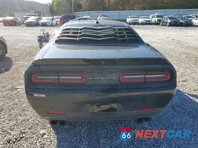 Zdjęcie 6 z 11 samochodu: 2018 DODGE CHALLENGER SXT VIN:2C3CDZAG0JH333883 - miniatura