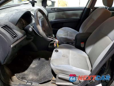 Zdjęcie 7 z 12 samochodu: 2011 NISSAN SENTRA 2.0 VIN:3N1AB6AP1BL671067 - miniatura