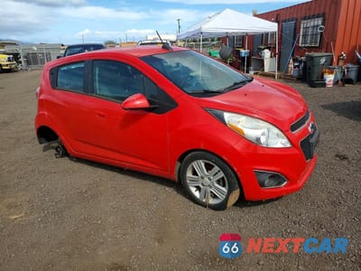 Czwarte zdjęcie samochodu z boku: 2015 CHEVROLET SPARK LS VIN:KL8CB6S92FC755849 - miniatura