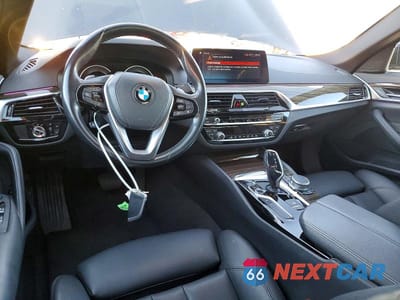 Zdjęcie 8 z 12 samochodu: 2019 BMW 530E VIN:WBAJA9C5XKB392700 - miniatura