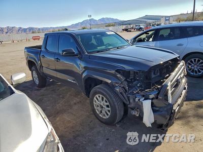 Czwarte zdjęcie samochodu z boku: 2025 TOYOTA TACOMA DOUBLE CAB VIN:3TMKB5FN6SM050324 - miniatura