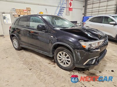 Czwarte zdjęcie samochodu z boku: 2018 MITSUBISHI RVR SE VIN:JA4AJ3AU1JZ601543 - miniatura