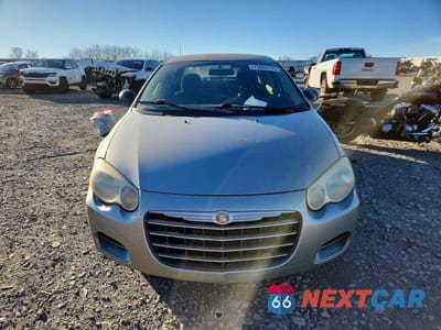 Piąte zdjęcie samochodu w środku: 2005 CHRYSLER SEBRING VIN:1C3EL46X25N692012 - miniatura